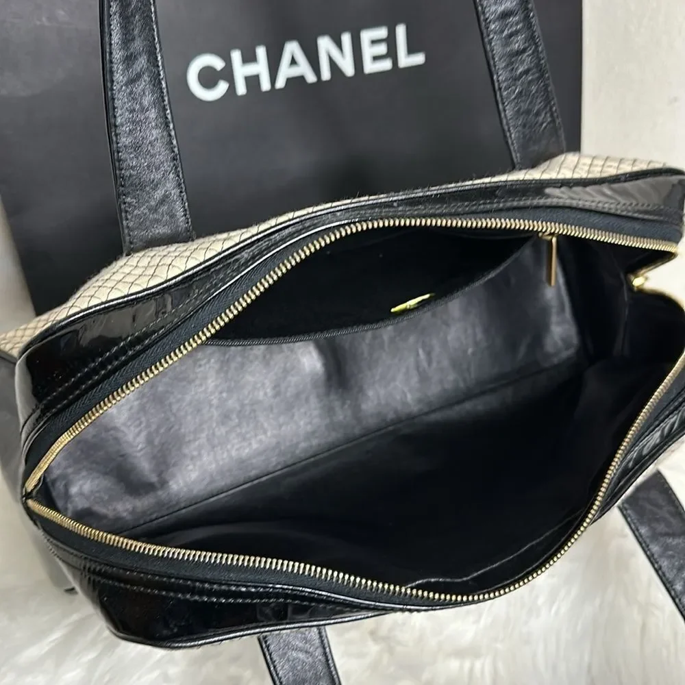 💯Authentic Chanel Cream & Black Patent Leather & Knit Quilted Bowler Bag🍀